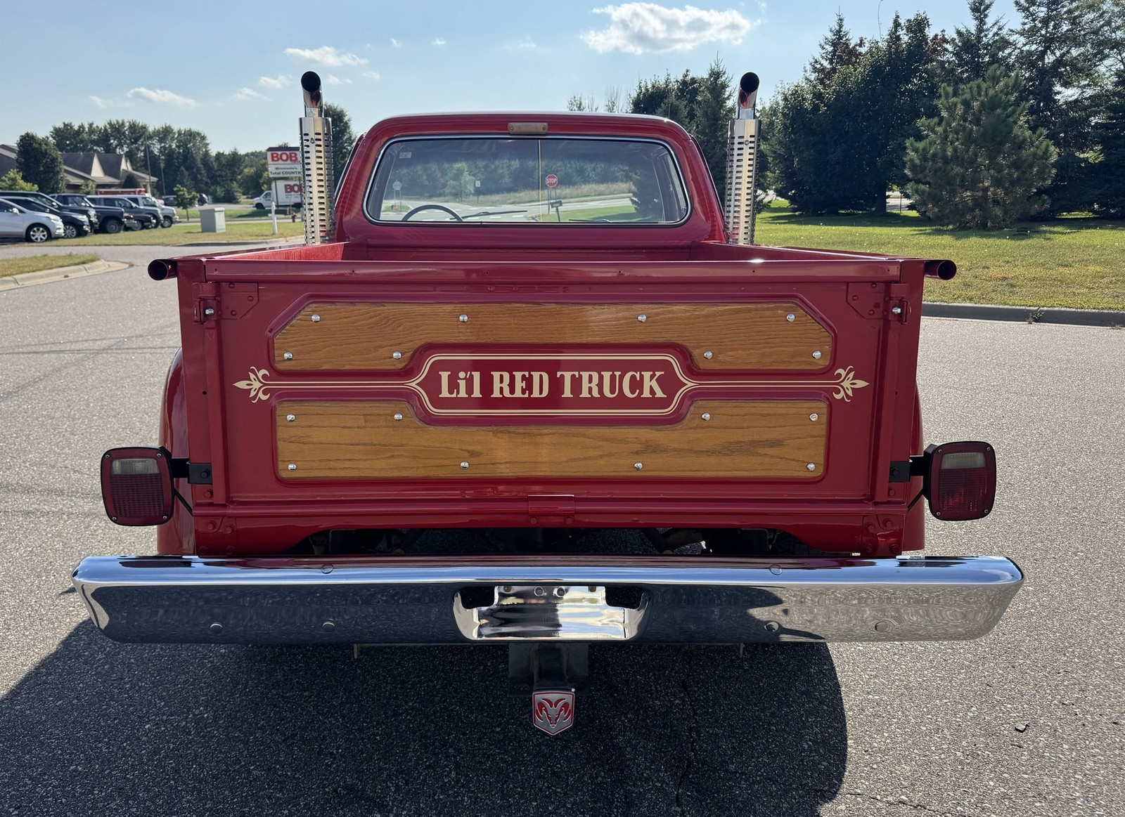 Dodge-D150-Lil-Red-Express-1979-Pickup-Truck-4