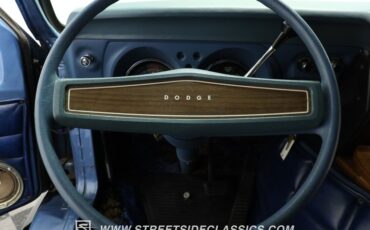 Dodge-D200-1977-Bali-Blue-Blue-36