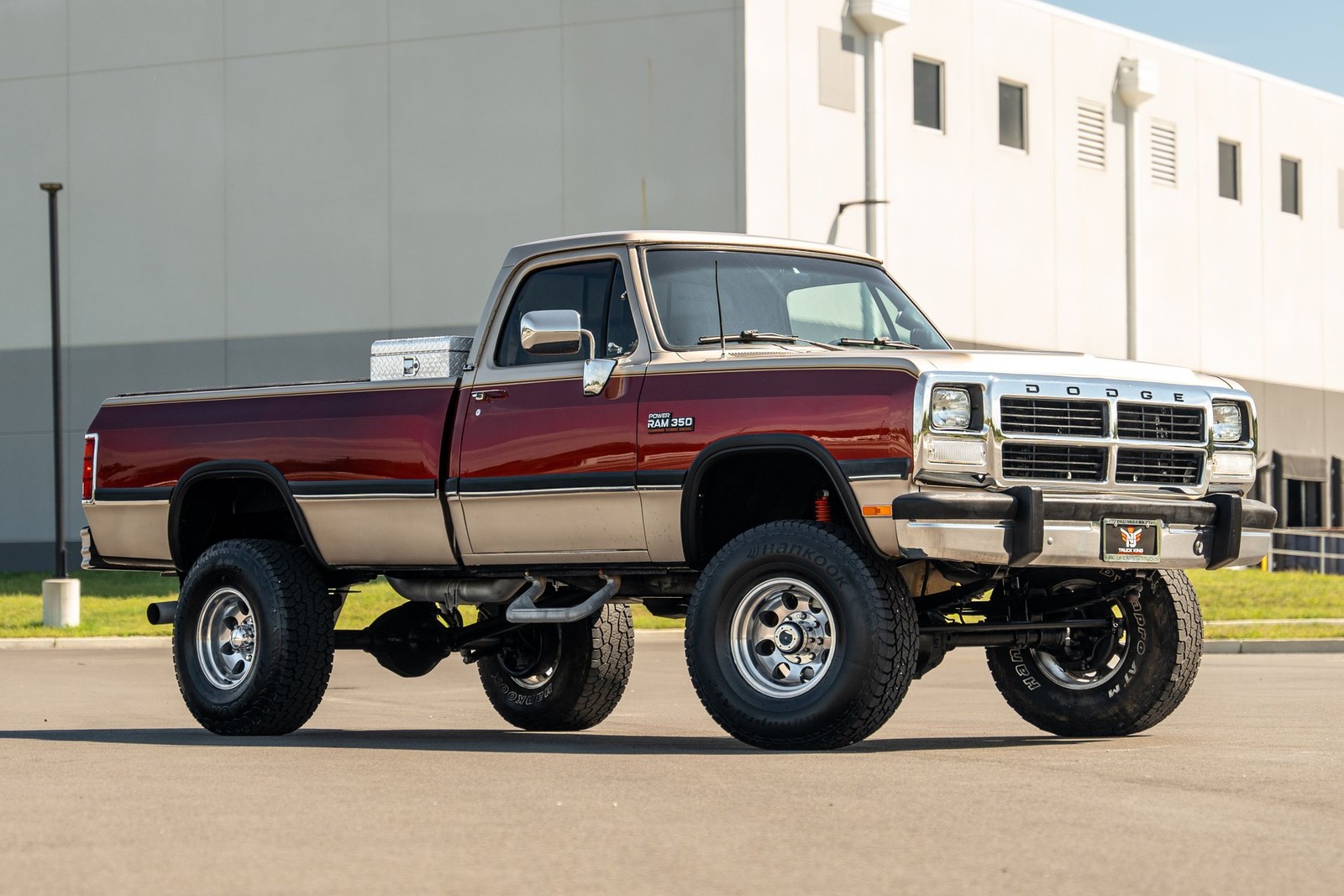 Dodge-D350-W350-1992-Pickup-Truck-3