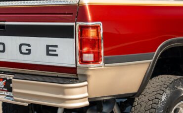Dodge-D350-W350-1992-Pickup-Truck-31