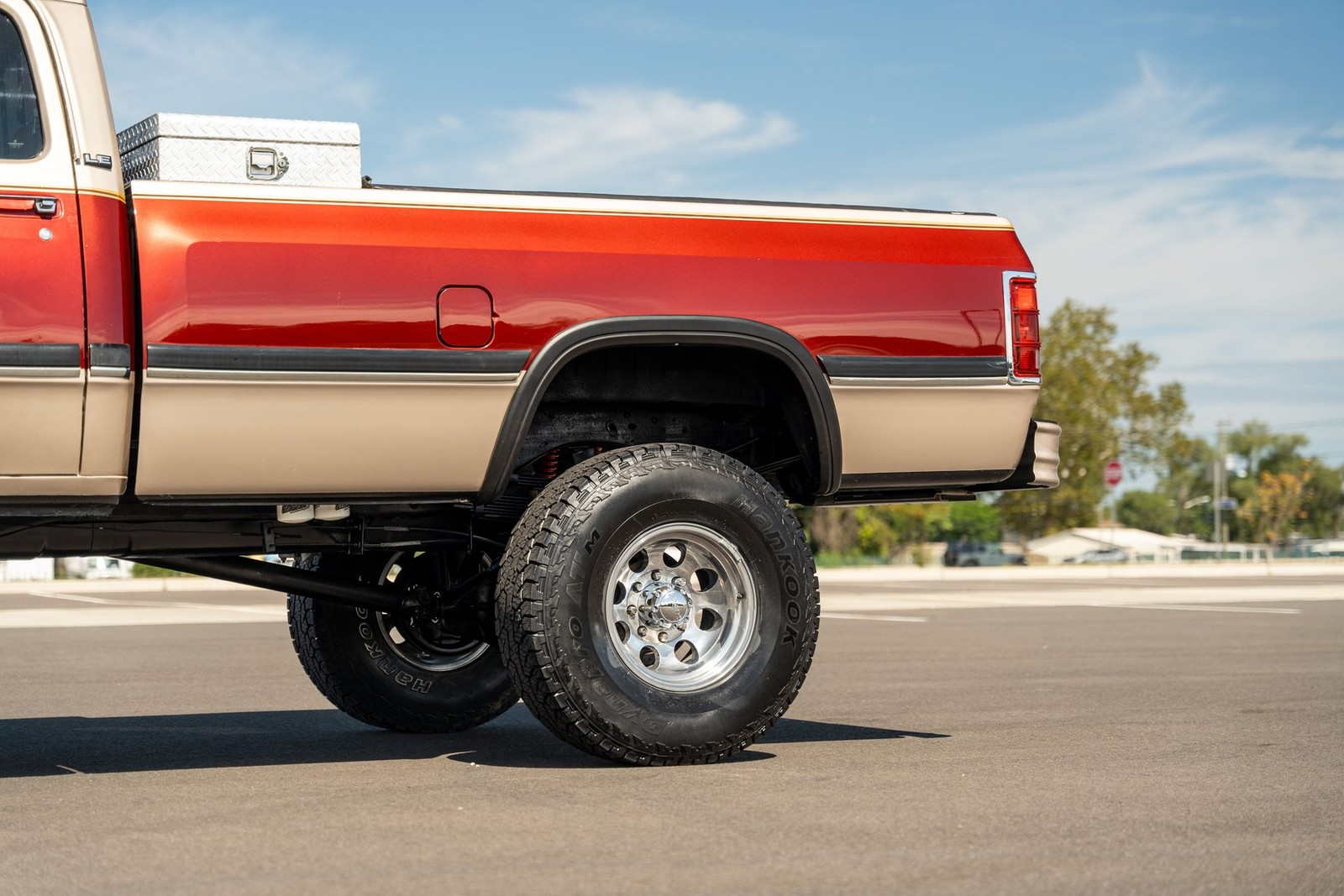 Dodge-D350-W350-1992-Pickup-Truck-6