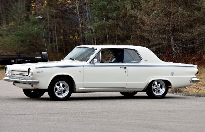 Dodge-Dart-1964-White-Blue-1
