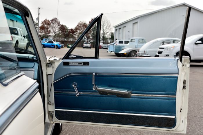 Dodge-Dart-1964-White-Blue-18