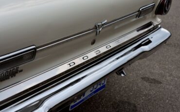 Dodge-Dart-1964-White-Blue-36