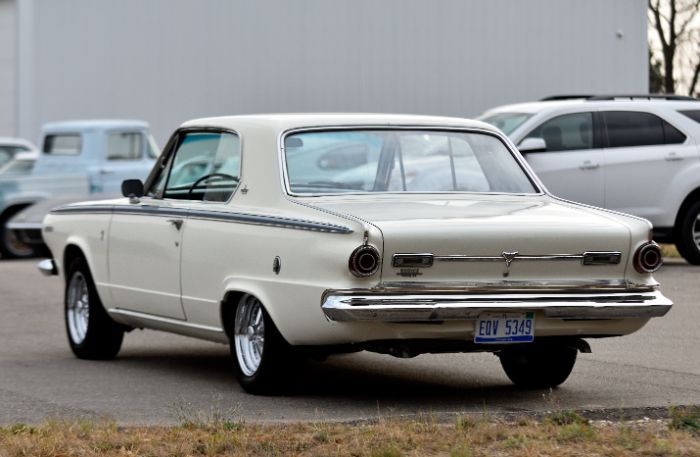 Dodge-Dart-1964-White-Blue-7