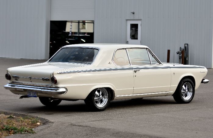 Dodge-Dart-1964-White-Blue-9