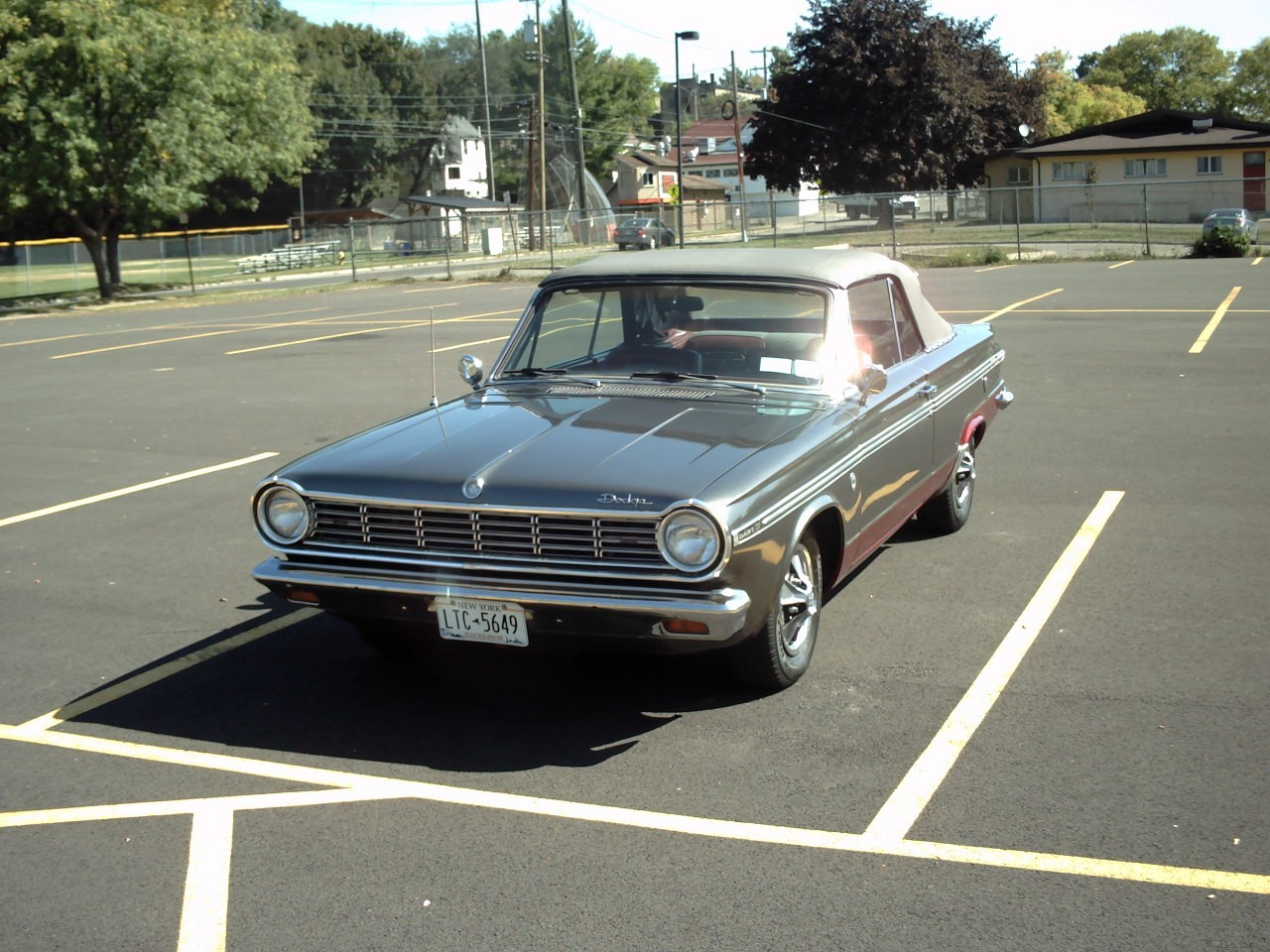 Dodge-Dart-1965-9