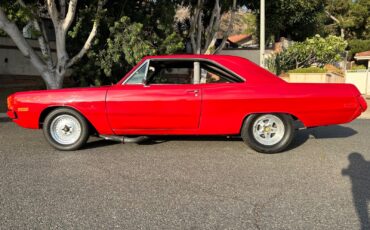 Dodge-Dart-1972-Coupe