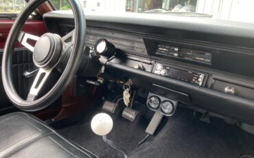 Dodge-Dart-270-1968-Burgundy-Black-20