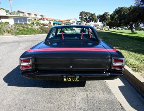 Dodge-Dart-gts-1968-Black-Red-10