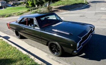 Dodge-Dart-gts-1968-Black-Red-11