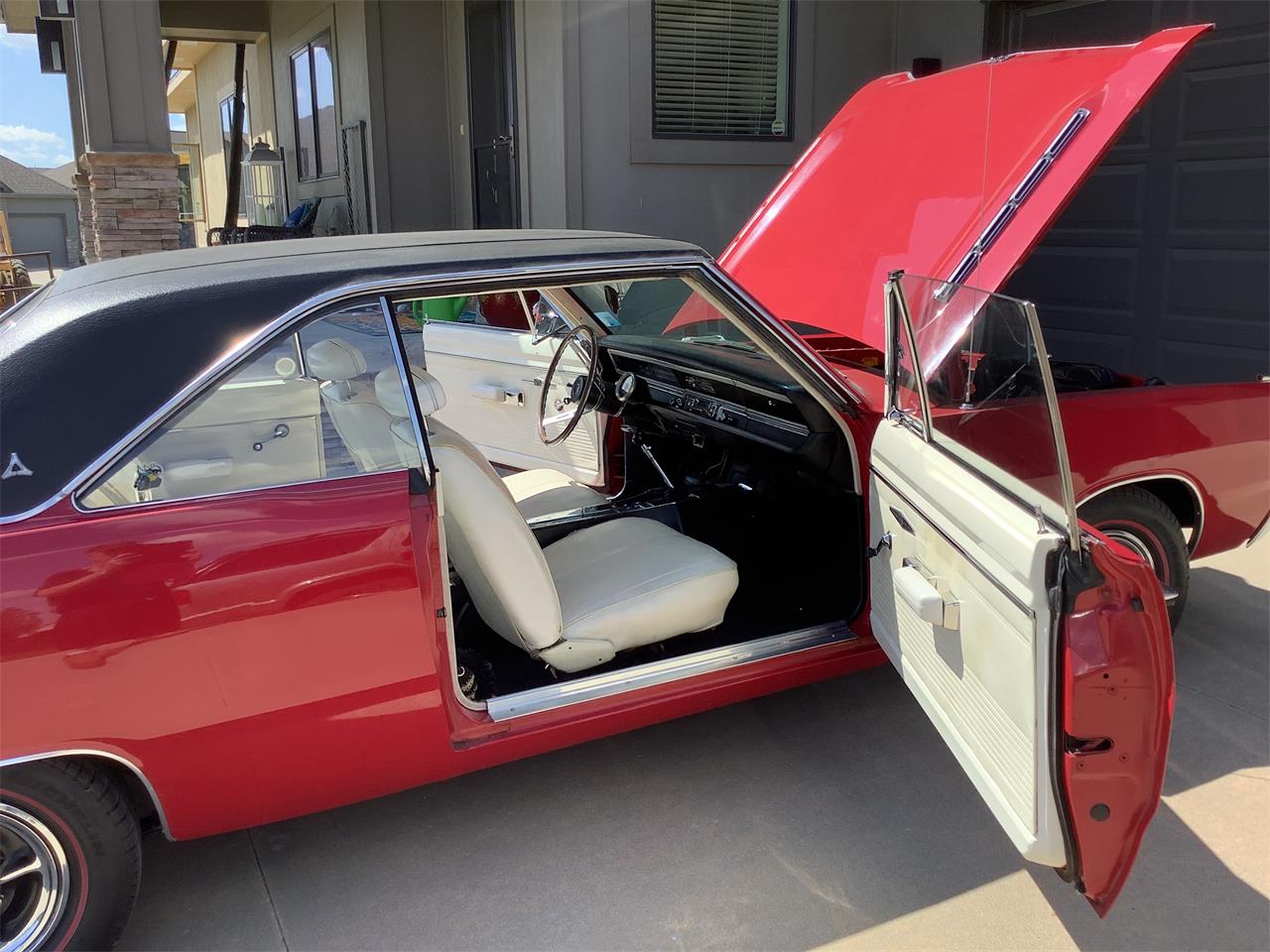 Dodge-Dart-gts-1968-Red-White-2