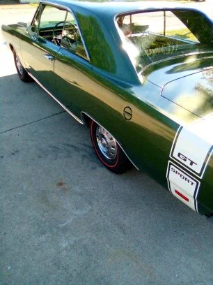 Dodge-Dart-gts-1969-Green-Green-3