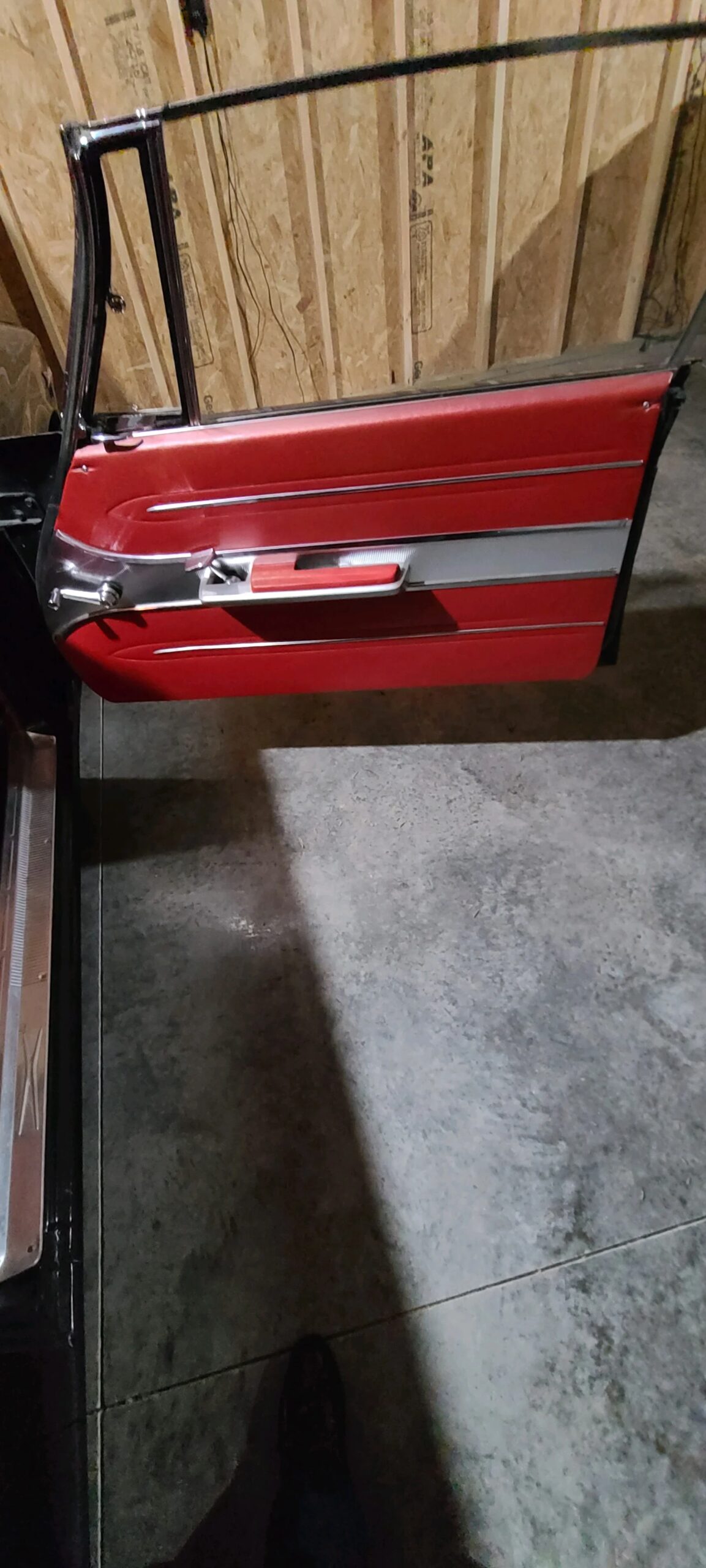 Dodge-Dart-phoenix-1961-Black-Red-10