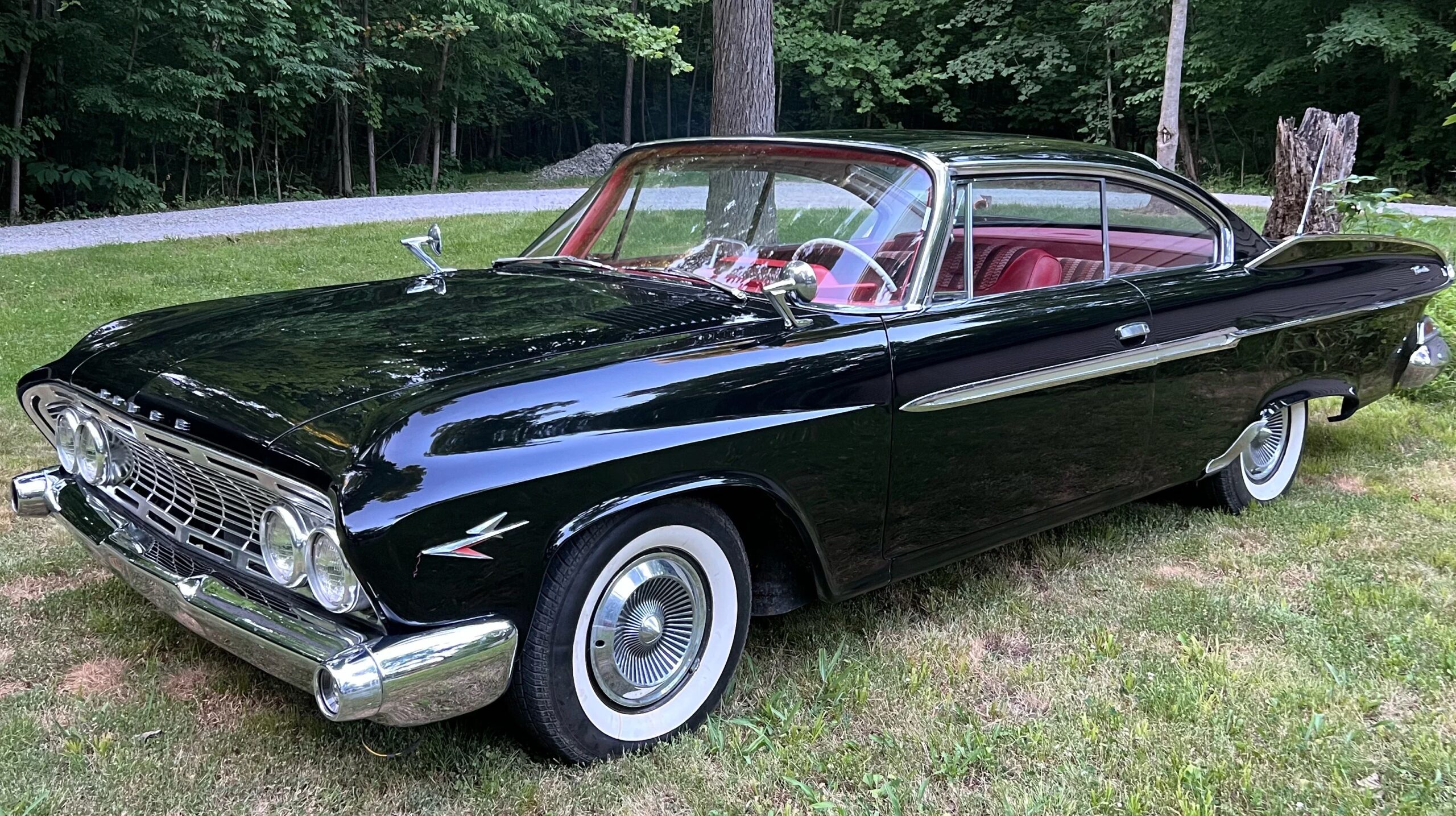 Dodge-Dart-phoenix-1961-Black-Red-13