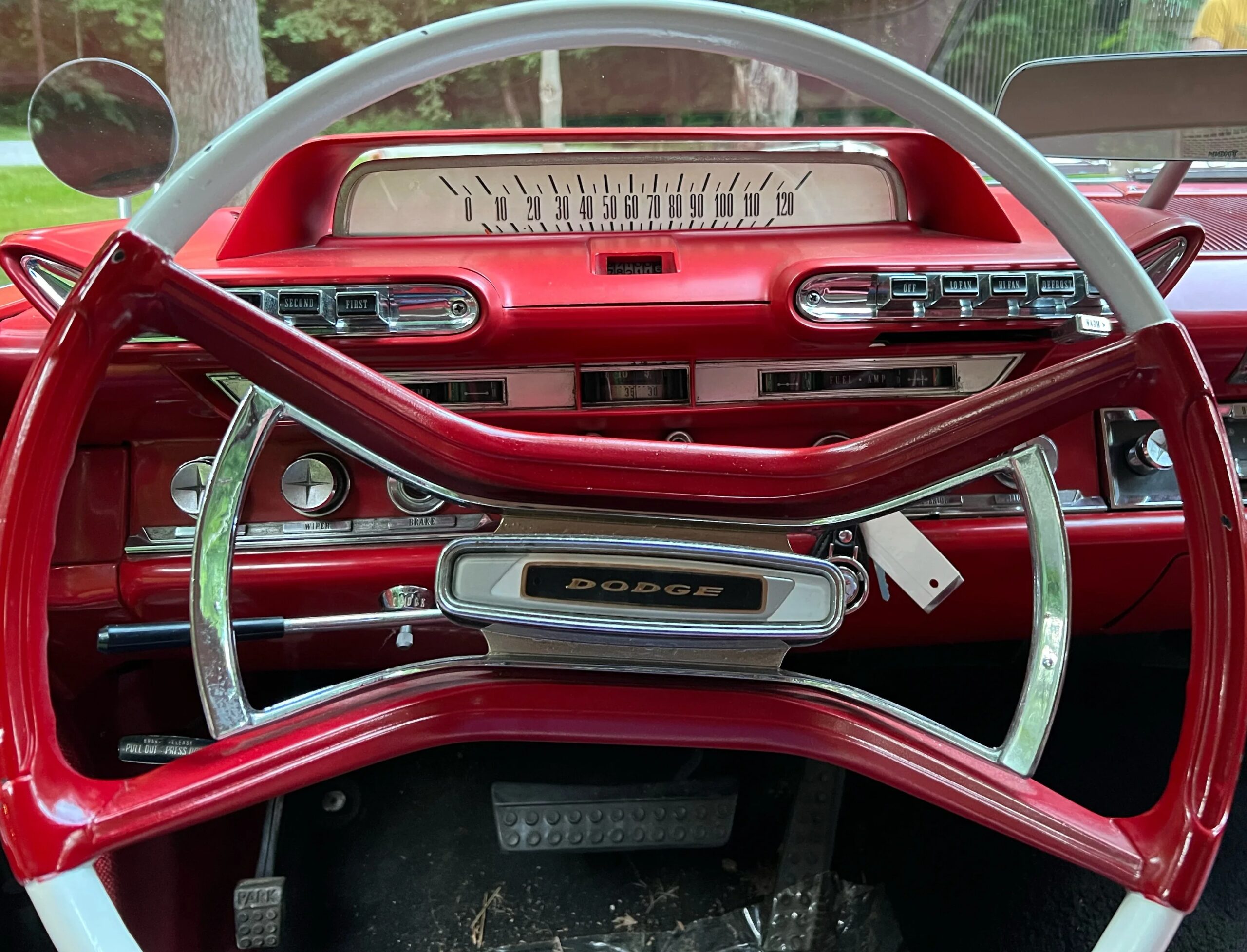 Dodge-Dart-phoenix-1961-Black-Red-14