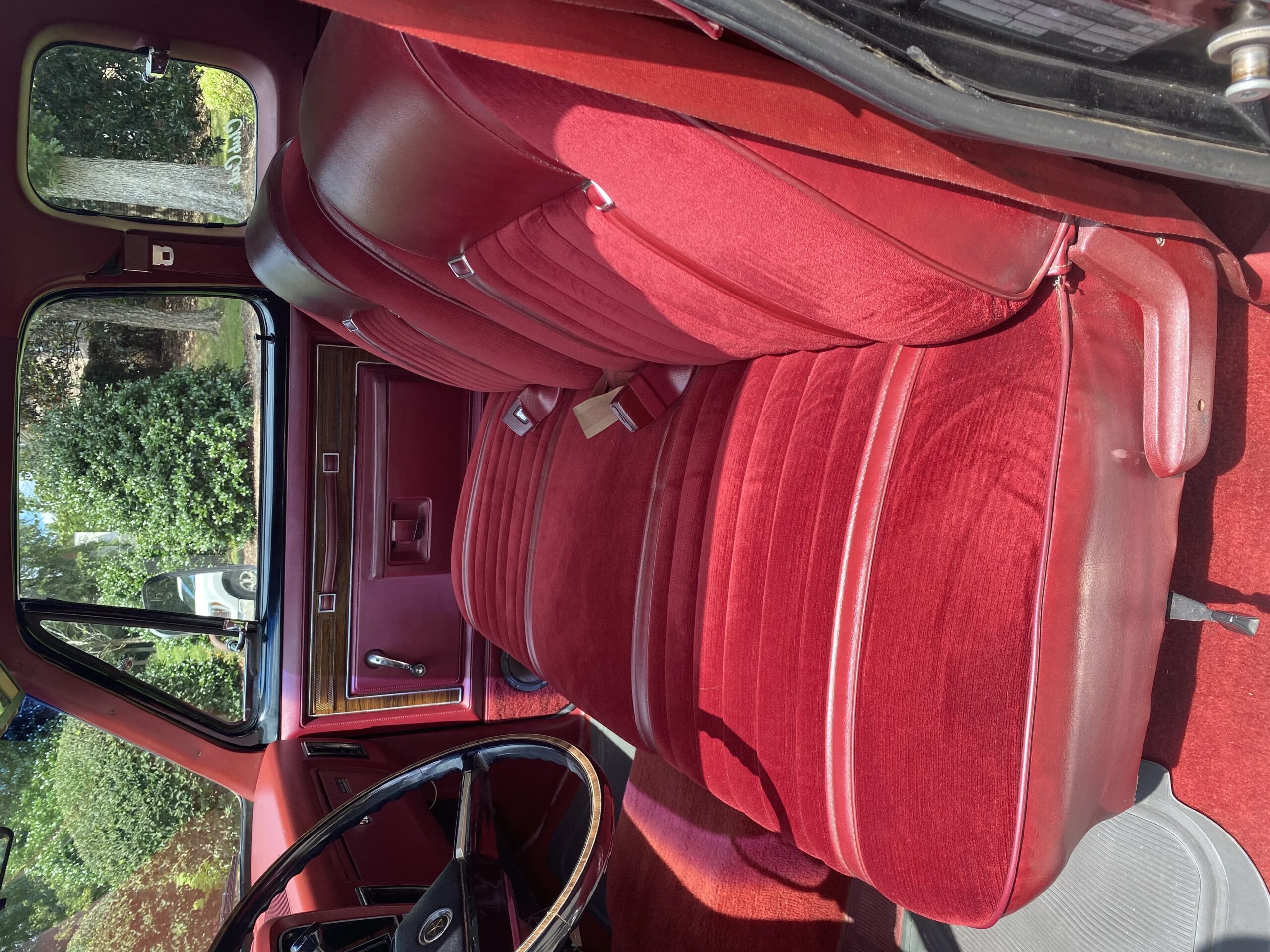Dodge-Dw-truck-2wd-club-cab-d-150-1982-Black-Burgundy-20