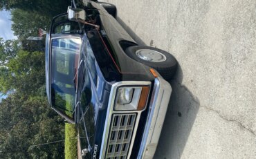 Dodge-Dw-truck-2wd-club-cab-d-150-1982-Black-Burgundy