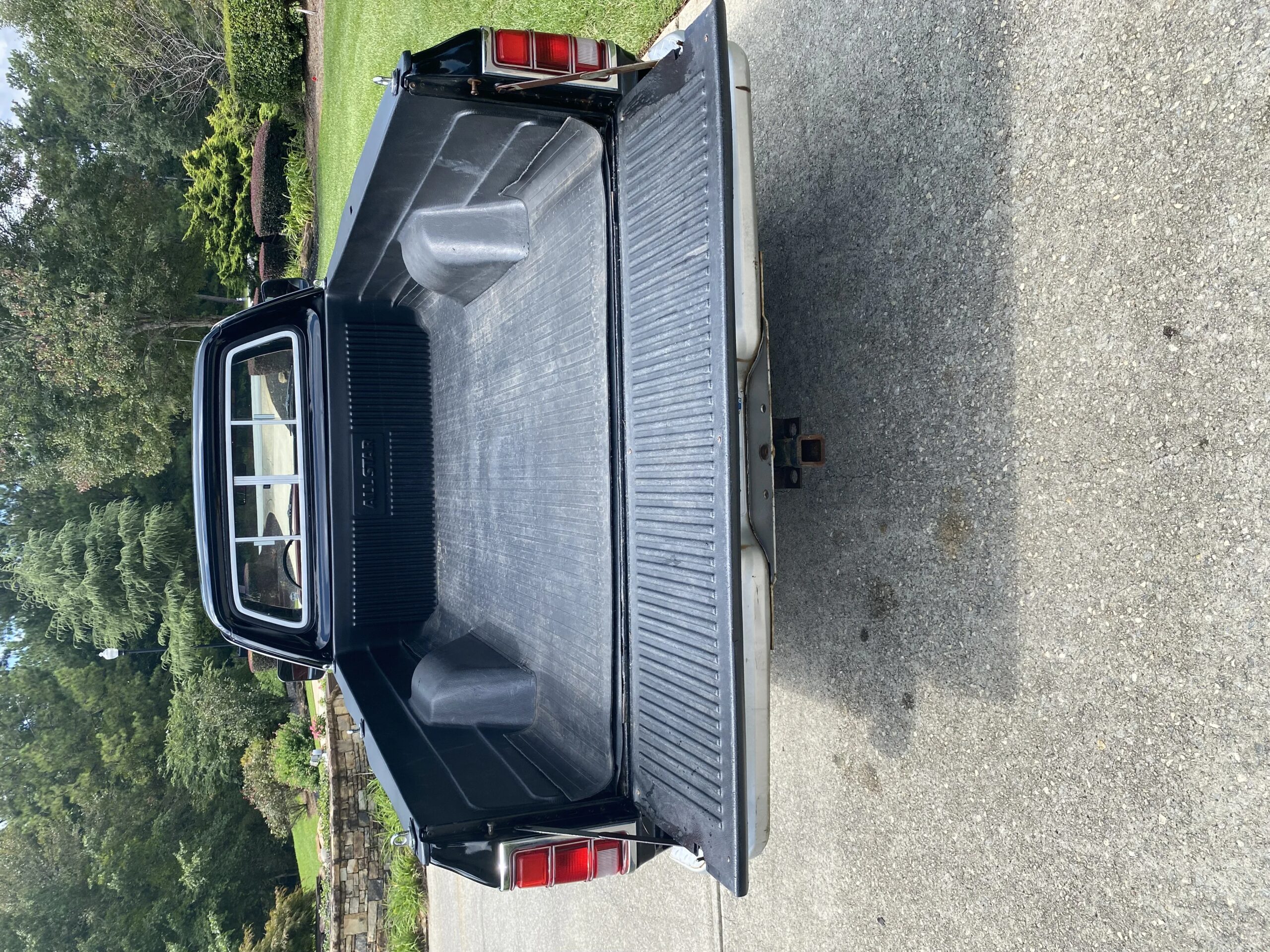 Dodge-Dw-truck-2wd-club-cab-d-150-1982-Black-Burgundy-8