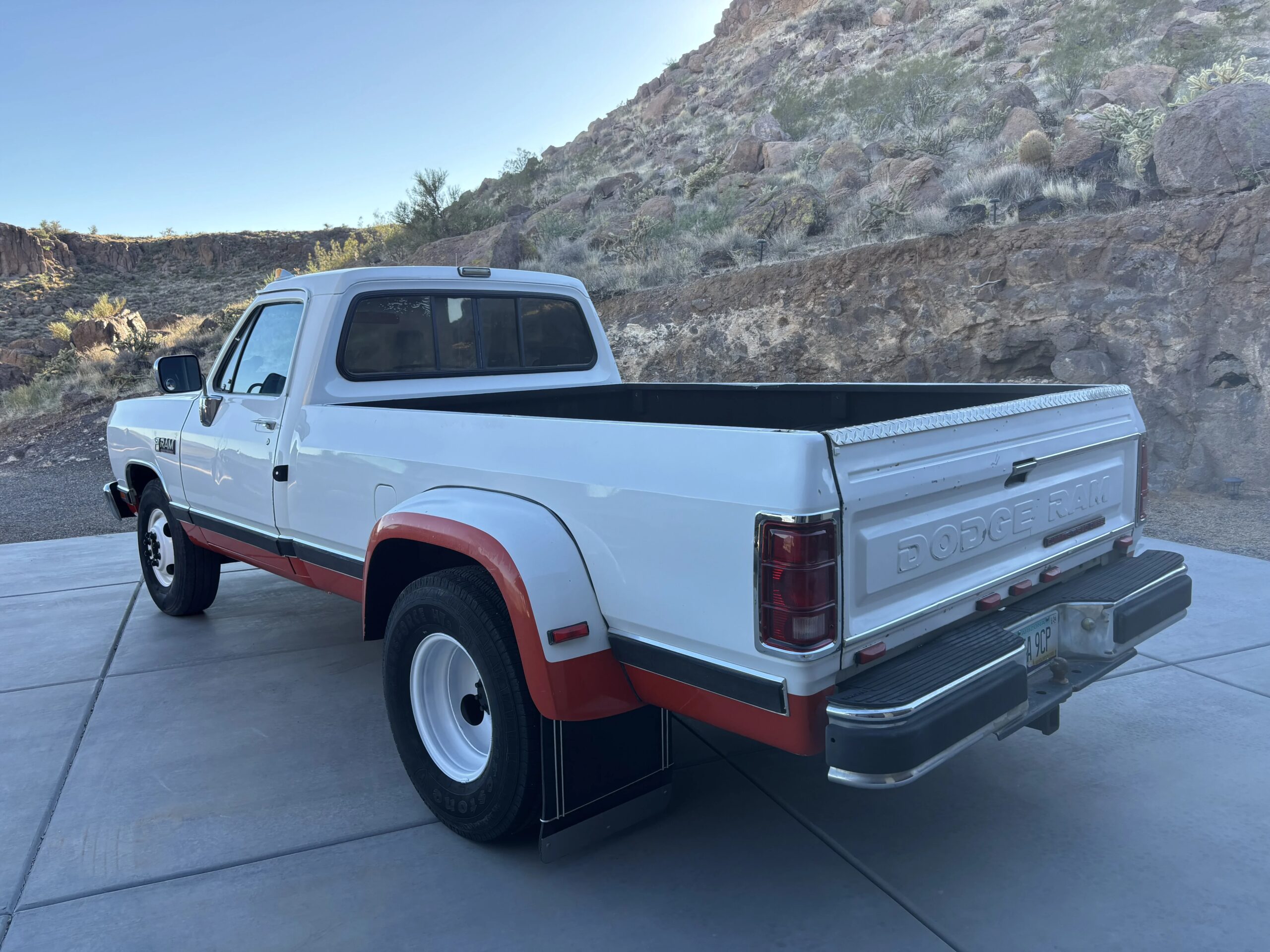 Dodge-Dw-truck-2wd-regular-cab-d-350-1990-White-Burgundy-1