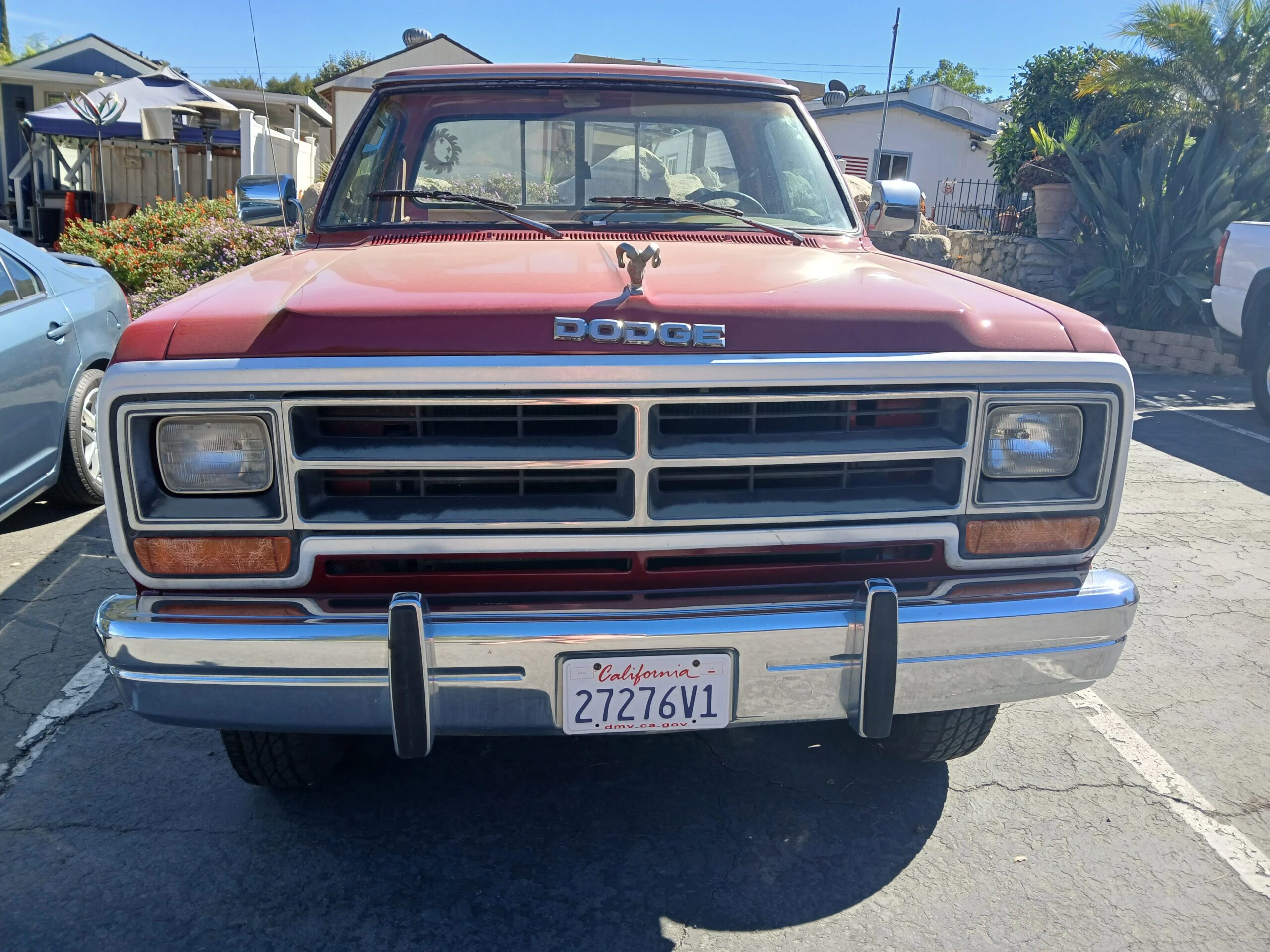 Dodge-Dw-truck-4x4-regular-cab-1989-Red-Tan-4