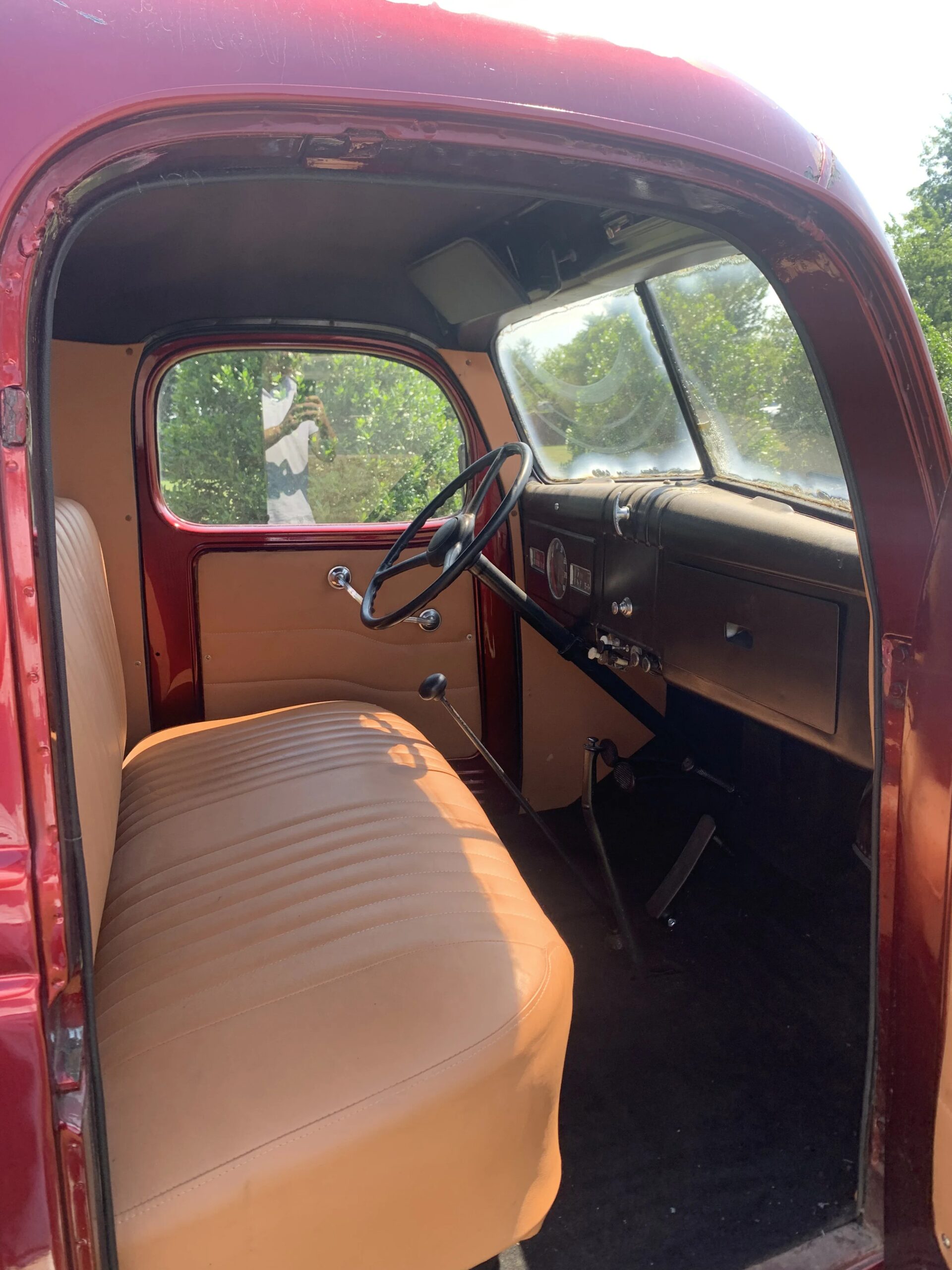 Dodge-Model-wc-1941-Red-Brown-21
