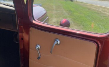 Dodge-Model-wc-1941-Red-Brown-22