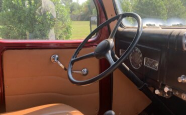 Dodge-Model-wc-1941-Red-Brown-23