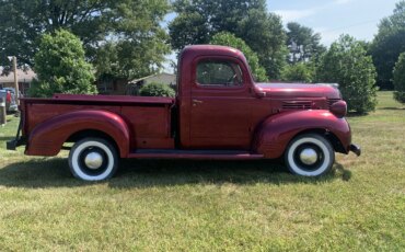 Dodge-Model-wc-1941-Red-Brown-3