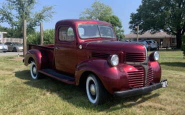 Dodge-Model-wc-1941-Red-Brown