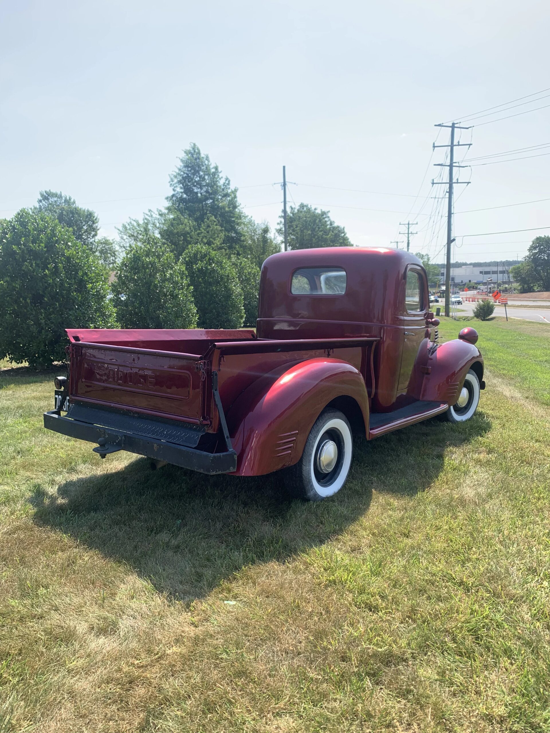 Dodge-Model-wc-1941-Red-Brown-5