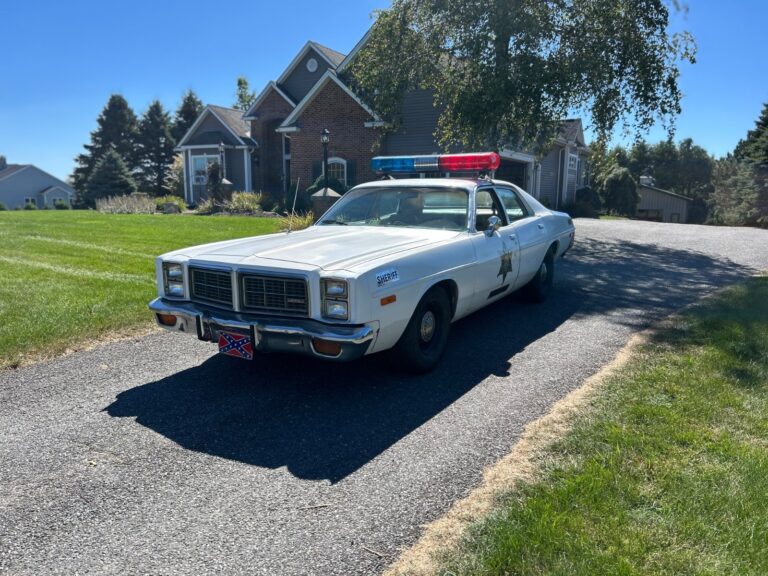 Dodge Monaco 1977 Sedan