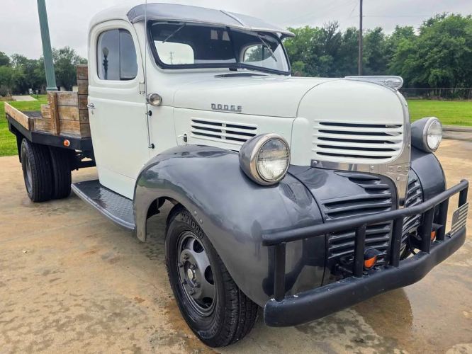 Dodge-Other-1947-White-Gray-6