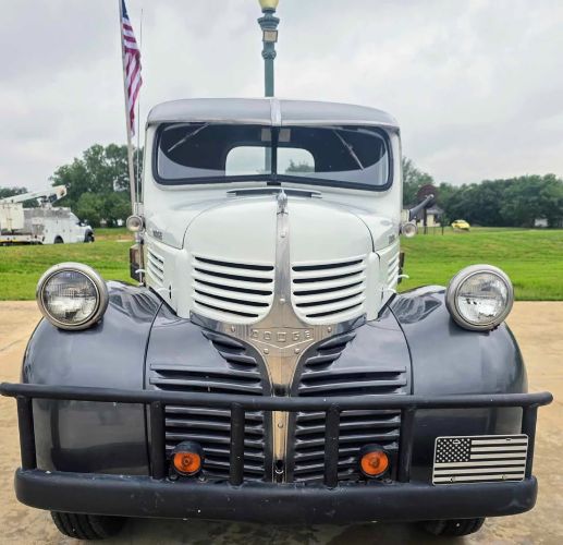 Dodge-Other-1947-White-Gray-7