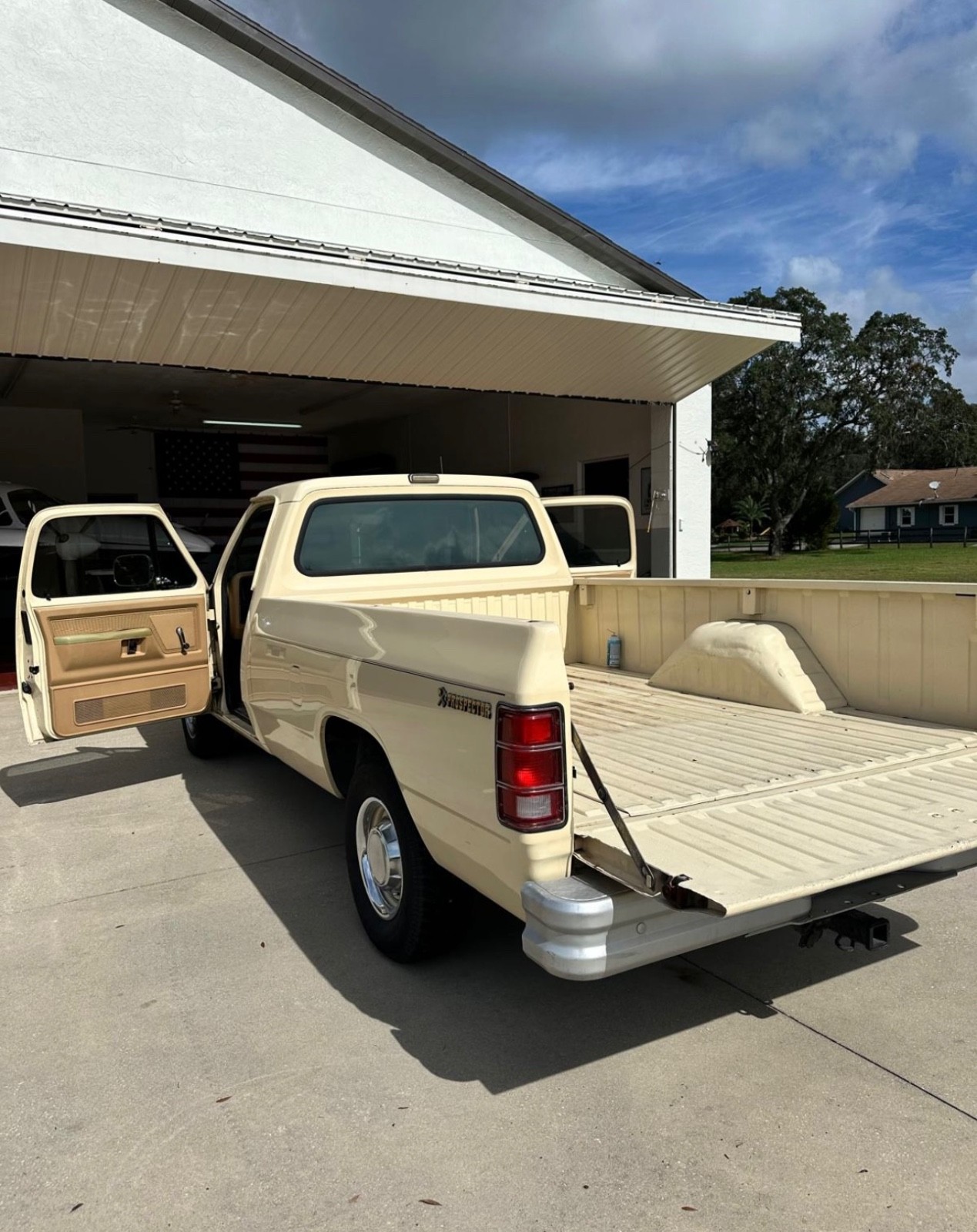 Dodge-Other-1988-Standard-Cab-Pickup-4