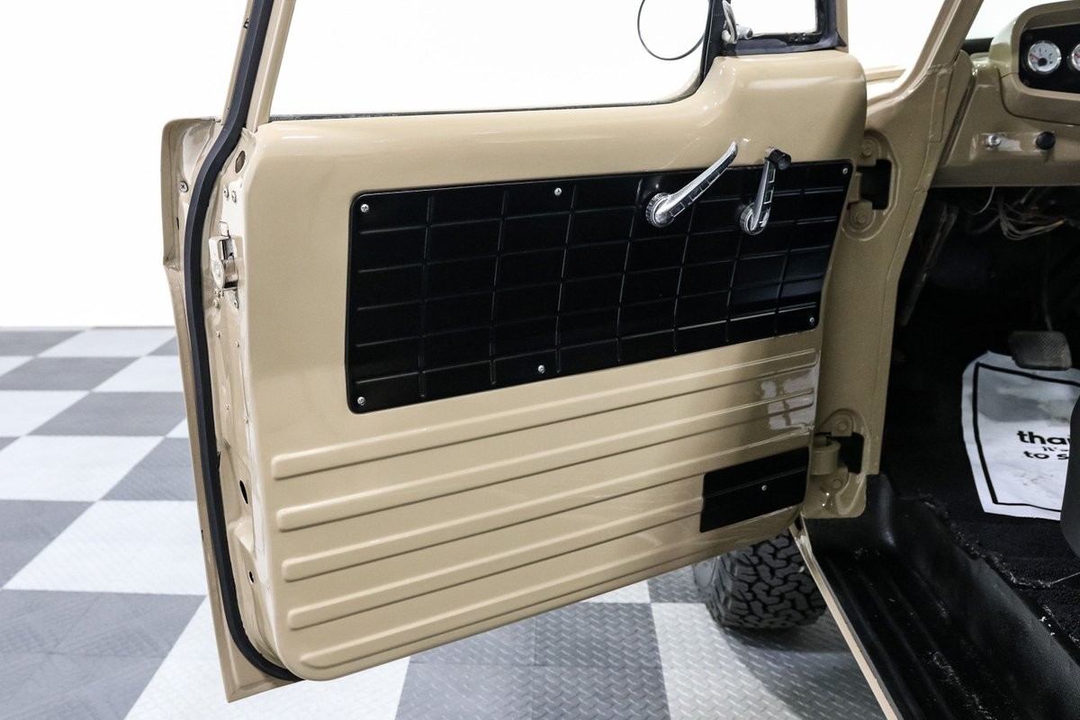 Dodge-Other-Pickups-1962-Pickup-Truck-11
