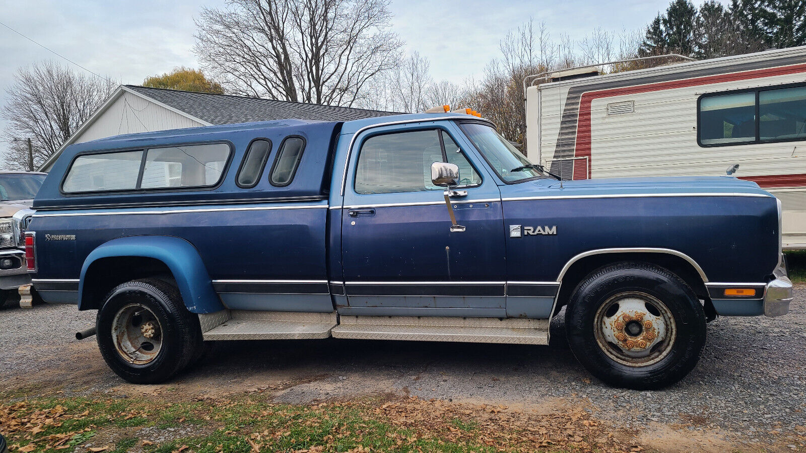 Dodge-Other-Pickups-1985-Pickup-Truck-5
