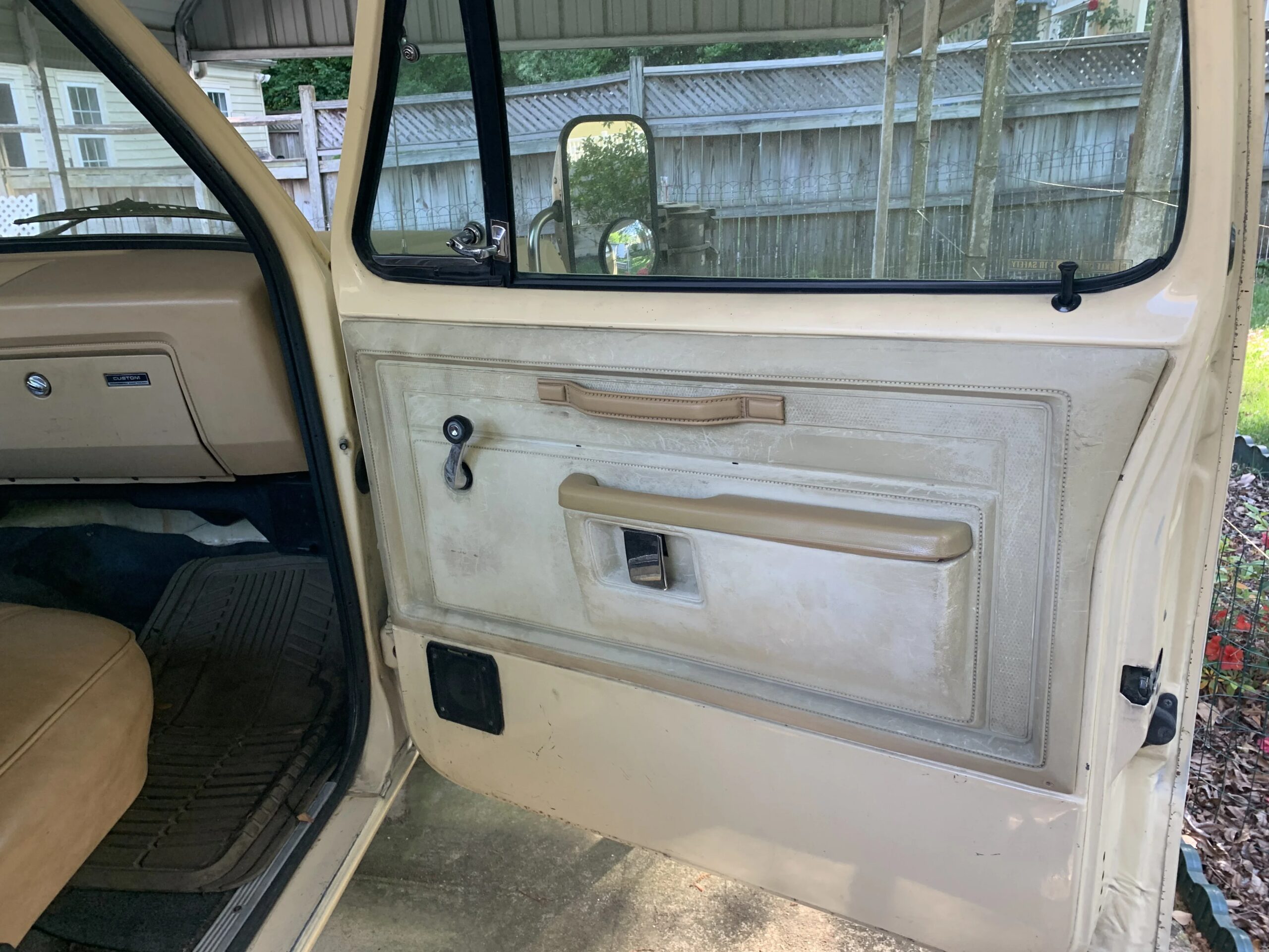 Dodge-Other-dodge-models-1986-Yellow-Yellow-9