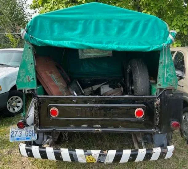 Dodge-Pickup-1946-Black-Green-10