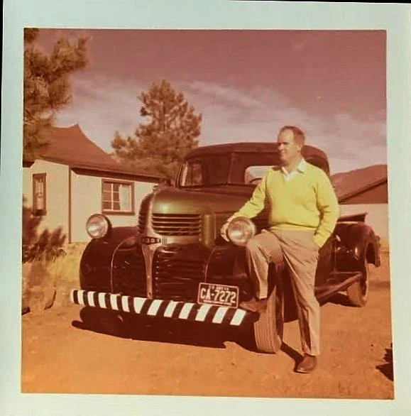 Dodge-Pickup-1946-Black-Green-2