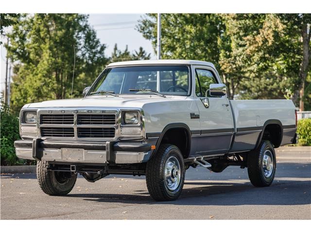 Dodge-Power-Ram-W250-1993-Standard-Cab-Pickup-2