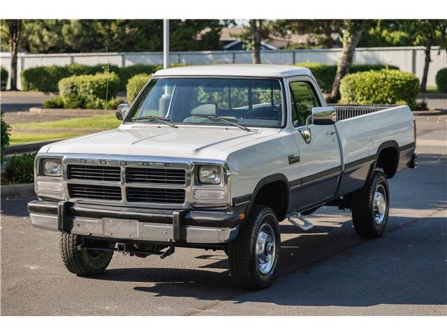 Dodge-Power-Ram-W250-1993-Standard-Cab-Pickup-3