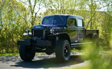 Dodge-Power-Wagon-1947-2