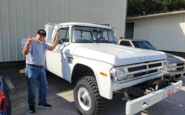 Dodge-Power-Wagon-1970-Standard-Cab-Pickup-16