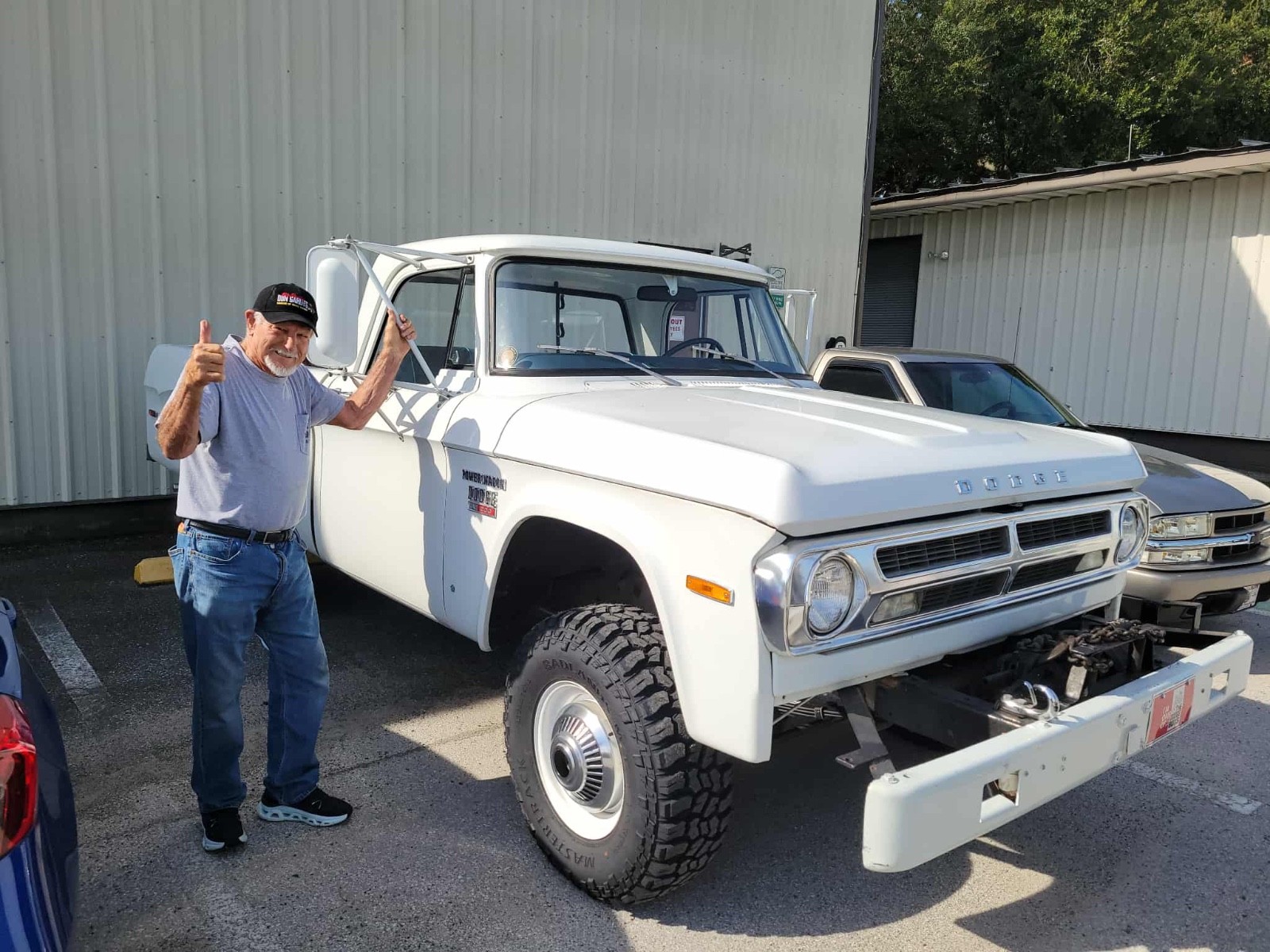 Dodge-Power-Wagon-1970-Standard-Cab-Pickup-16