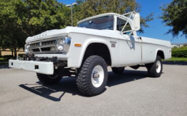 Dodge-Power-Wagon-1970-Standard-Cab-Pickup-4
