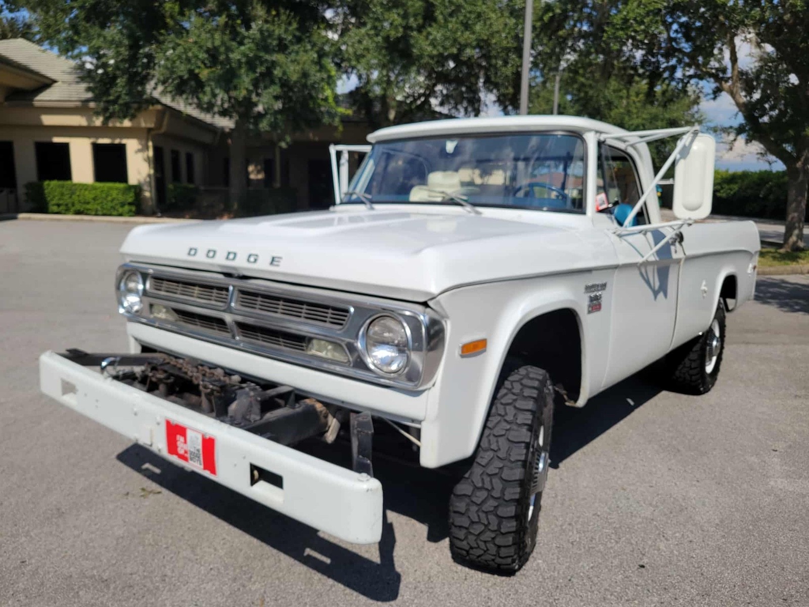 Dodge-Power-Wagon-1970-Standard-Cab-Pickup-5