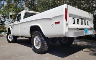 Dodge-Power-Wagon-1970-Standard-Cab-Pickup-7