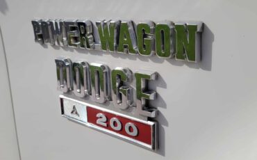 Dodge-Power-Wagon-1970-Standard-Cab-Pickup-8