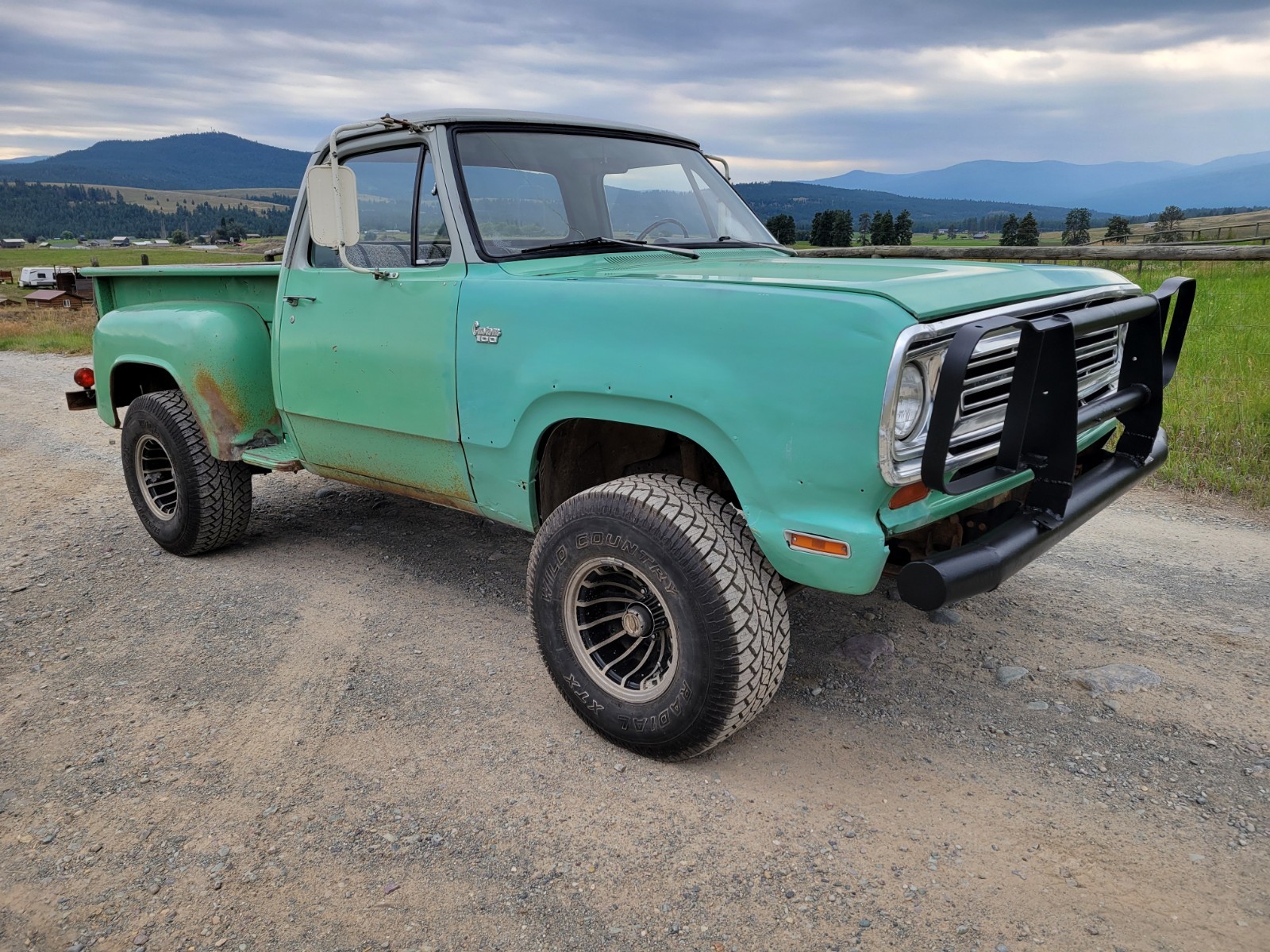 Dodge-Power-Wagon-1972-Standard-Cab-Pickup-1